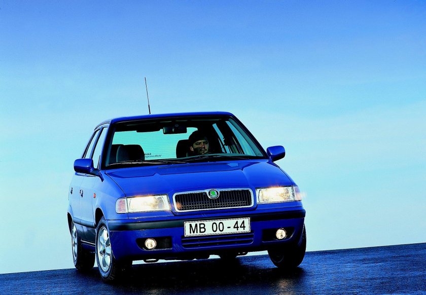 Шкода Фелиция 1