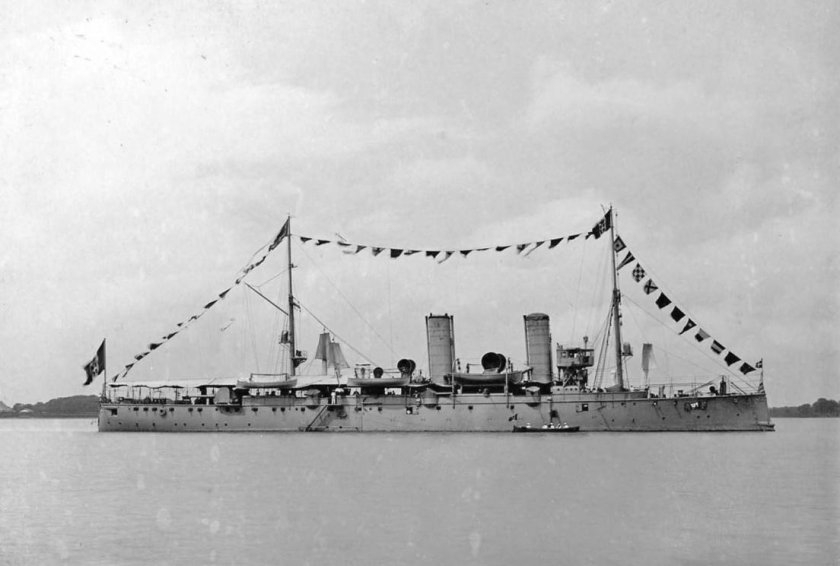 Бронепалубный крейсер Пулья