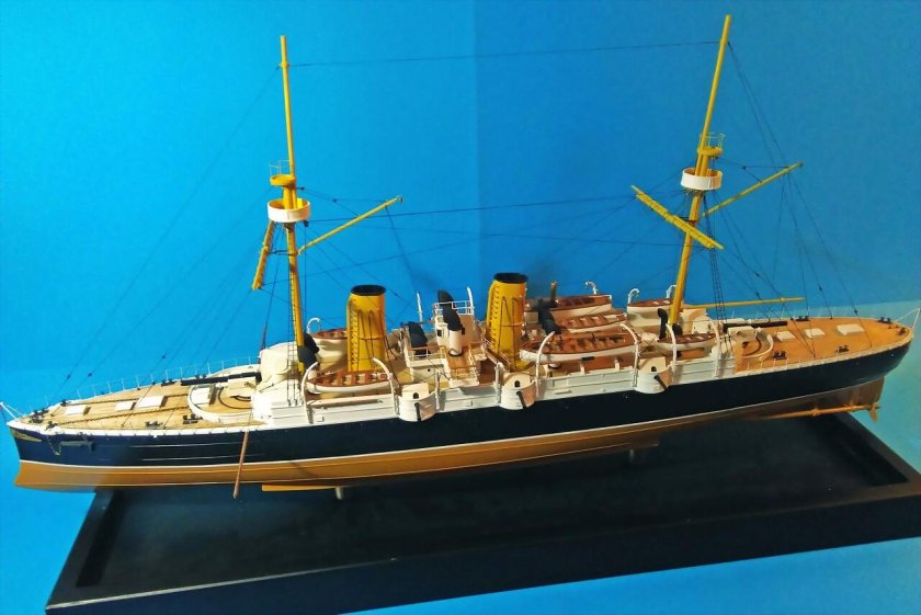 Бронепалубный крейсер Эсмеральда