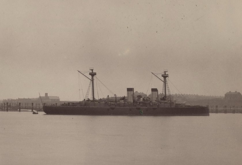 Бронепалубный крейсер Эсмеральда