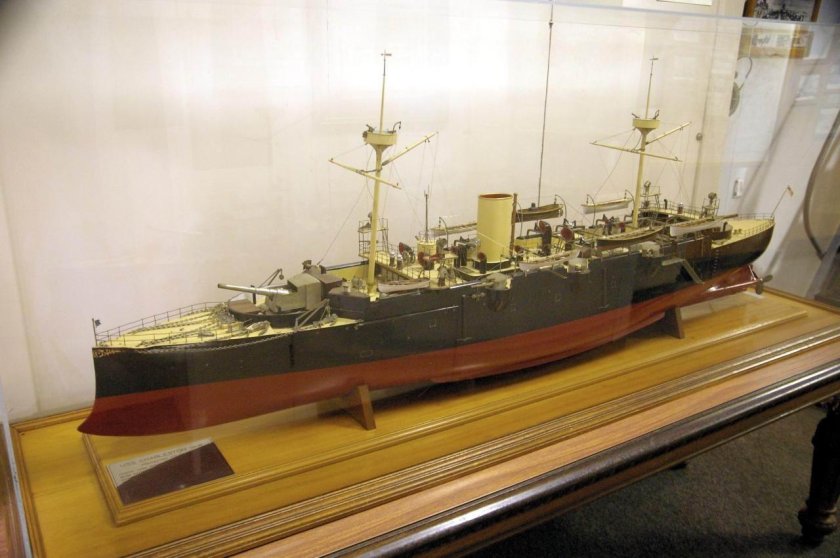 Бронепалубный крейсер Нанива