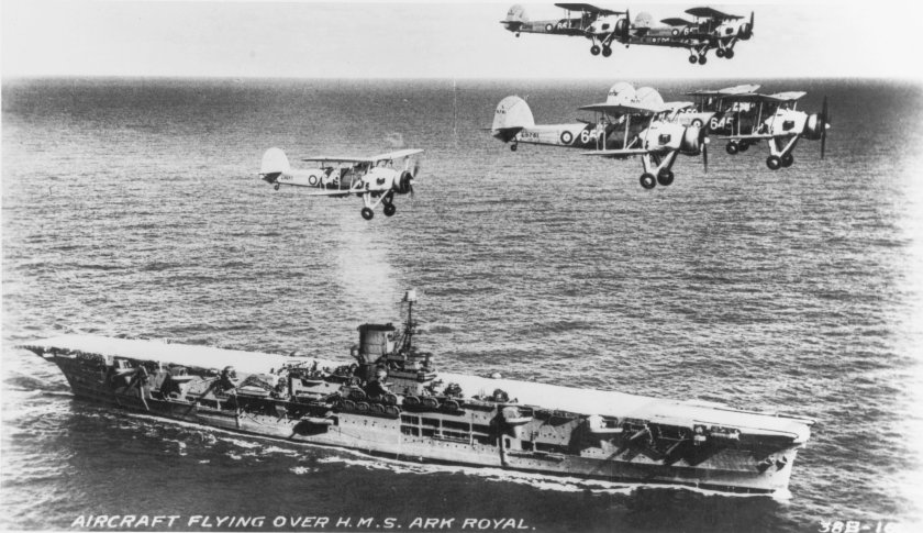 Авианосец АРК Роял 1941
