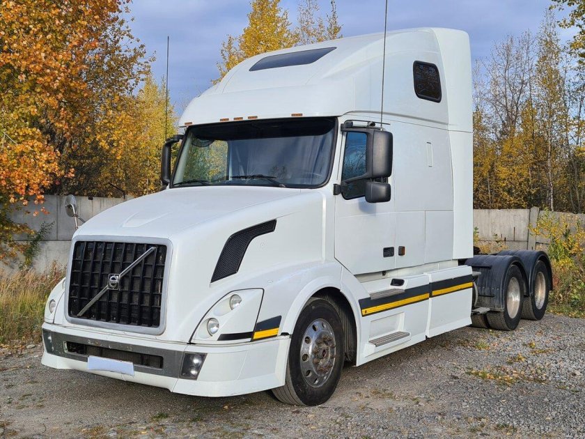 Вольво VNL 670 2003