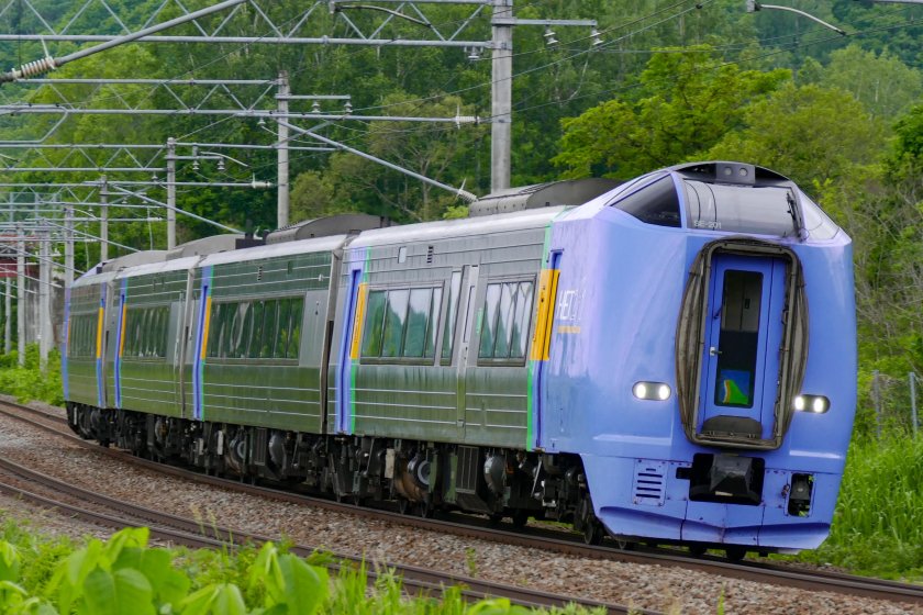 Тепловоз uzte16m2 Узбекистан