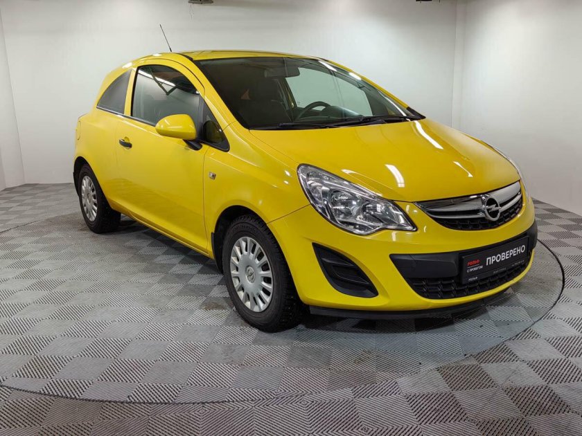 Опель корса 2013