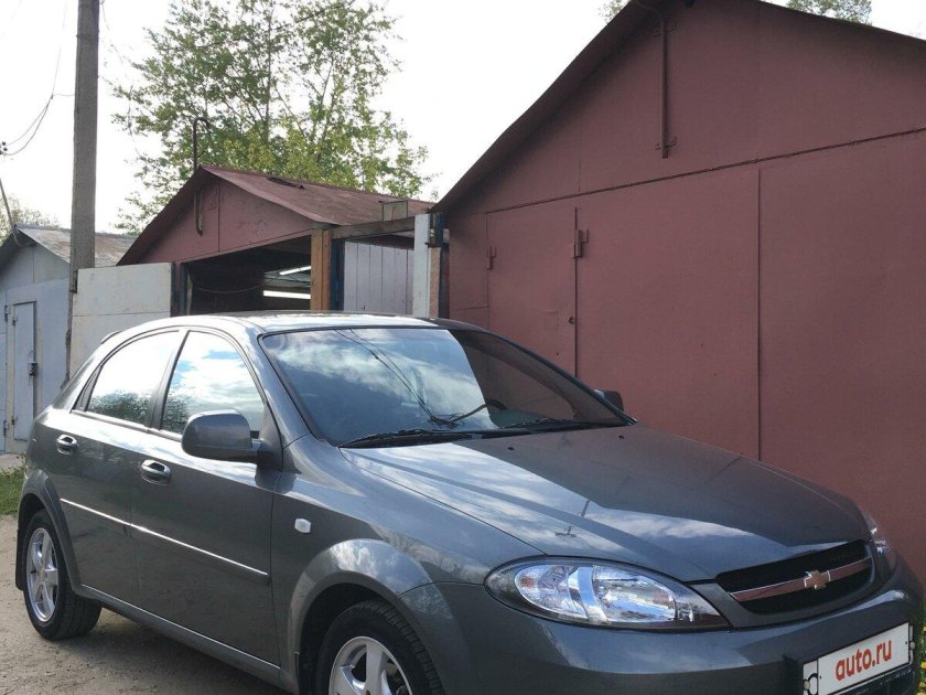 Chevrolet lacetti 2010 хэтчбек