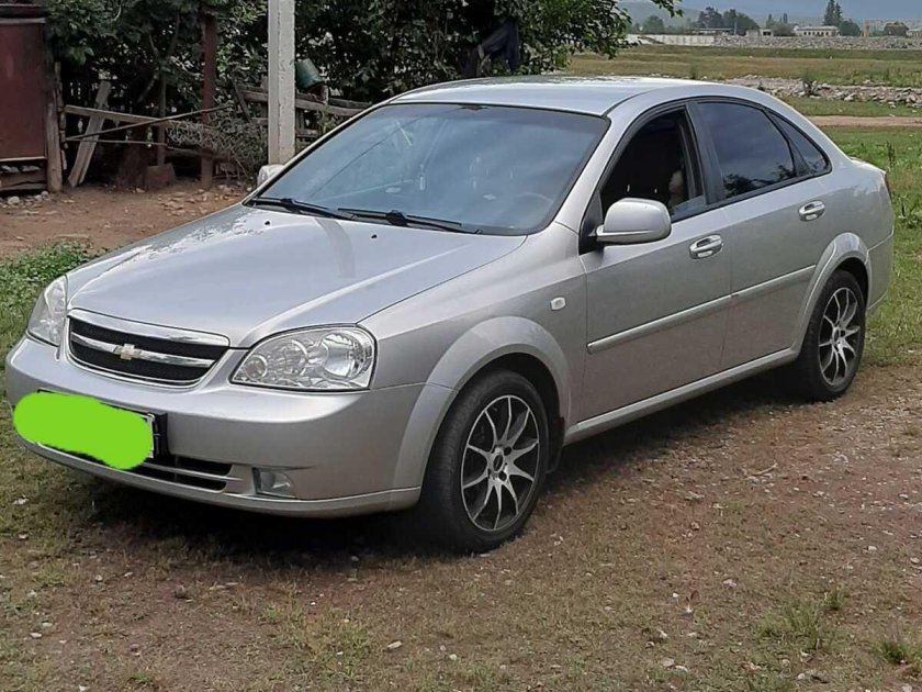 Chevrolet Lacetti 1