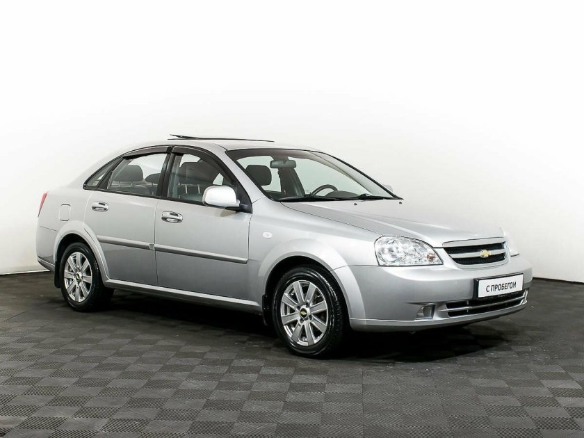 Серый шквролет Лакетти