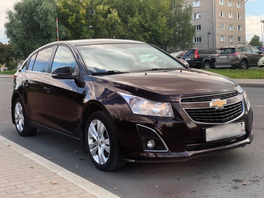Chevrolet Cruze 2013 коричневый металлик