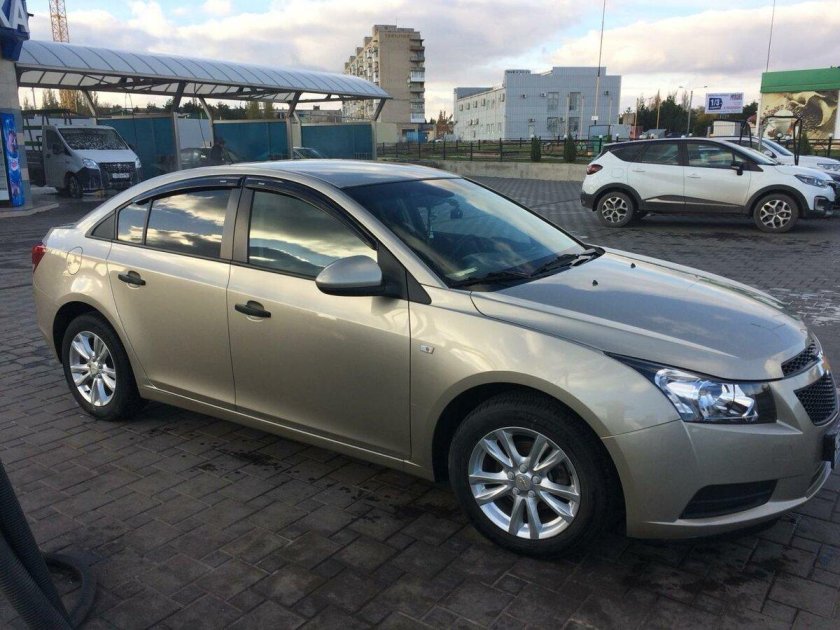 Шевроле круз 2013 года
