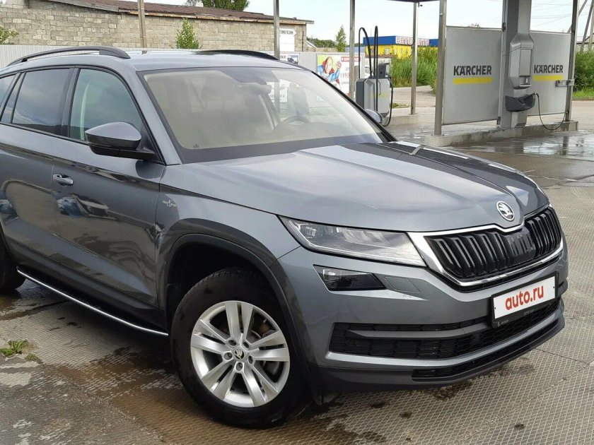 Шкода Кодиак серый платинум металлик