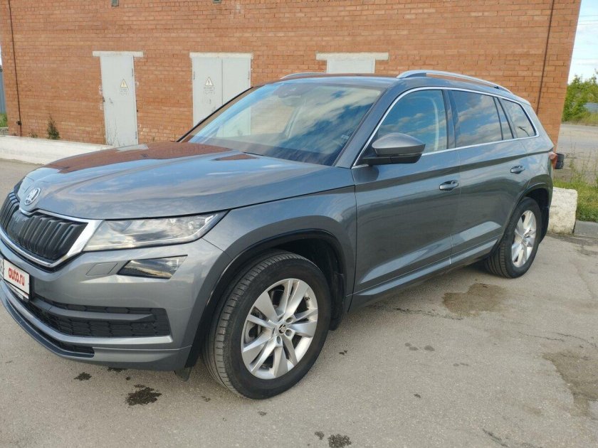 Шкода Кодиак серый