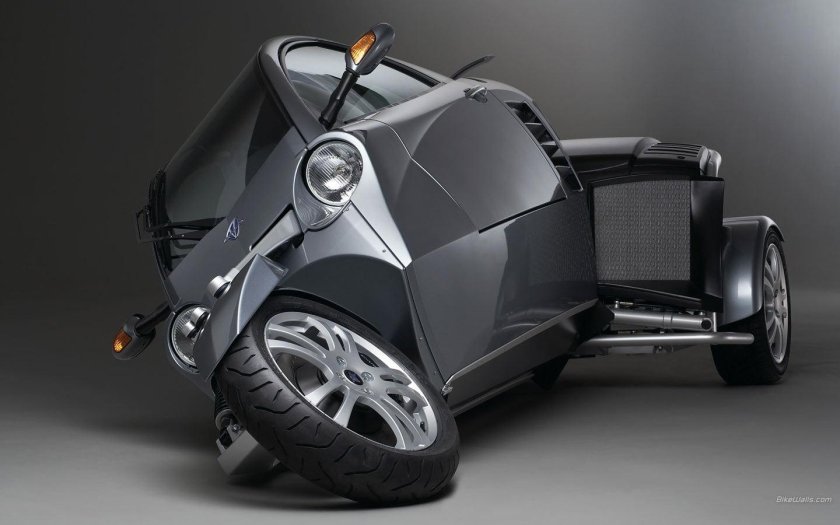 Трицикл Carver one