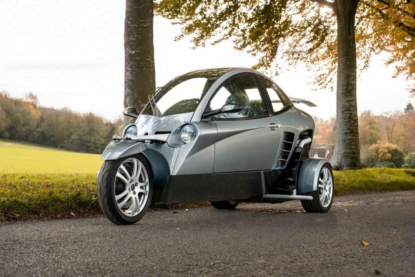 Машина мотоцикл