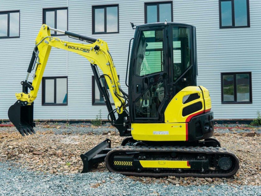 Экскаватор болдер