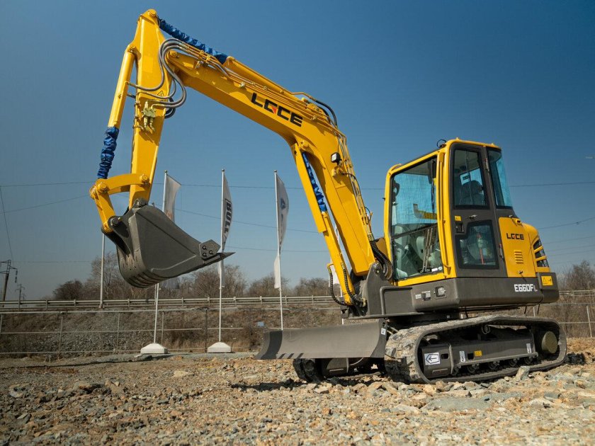 Экскаватор гусеничный sdlg e660fl