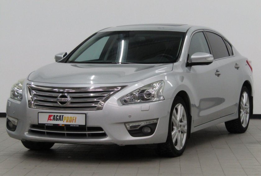 Nissan teana iii