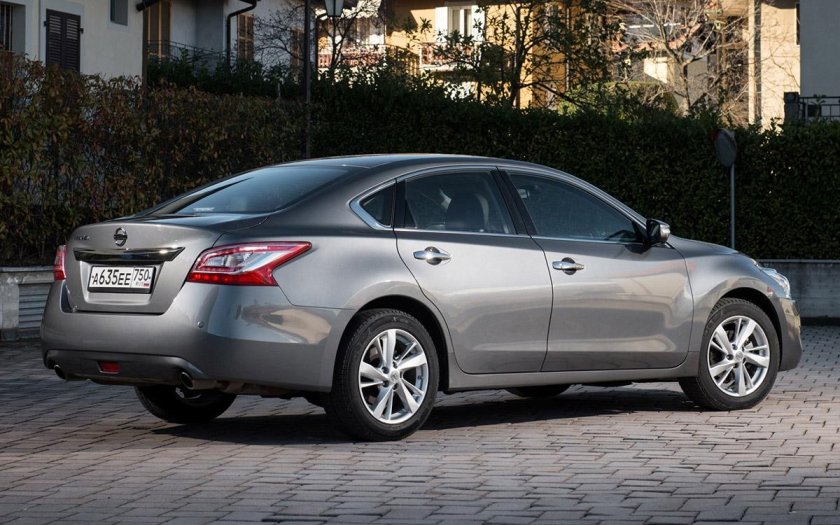 Nissan teana 2014