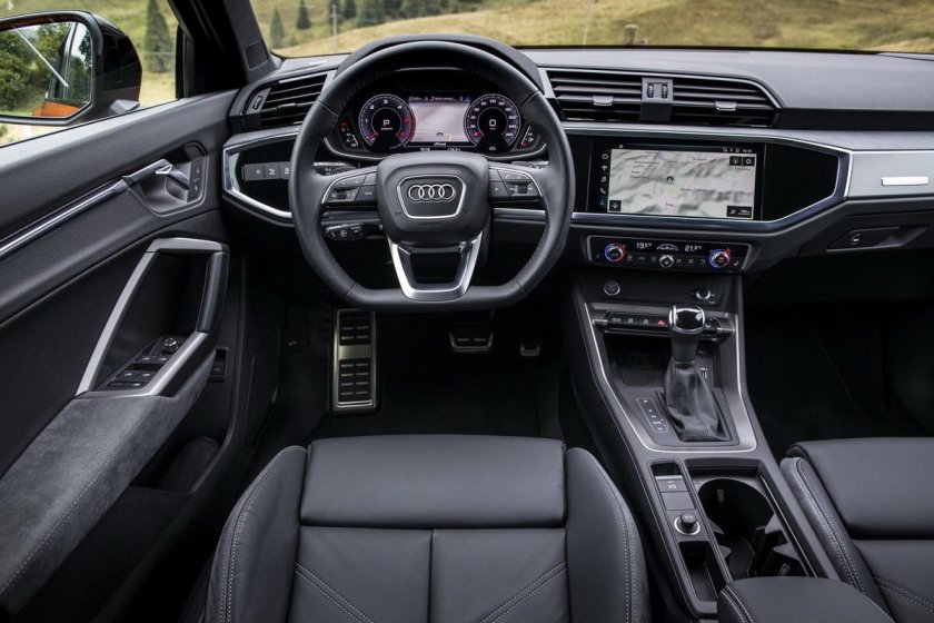 Audi q3 Sportback 2020 салон