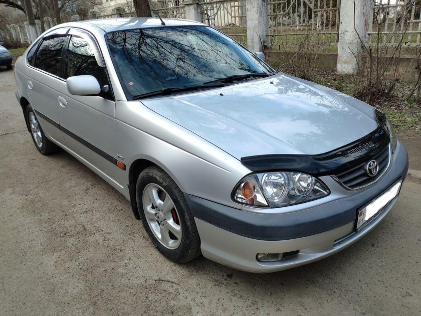 Тойота Авенсис 2001 1.8 механика