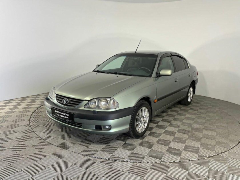 Toyota Avensis 2001
