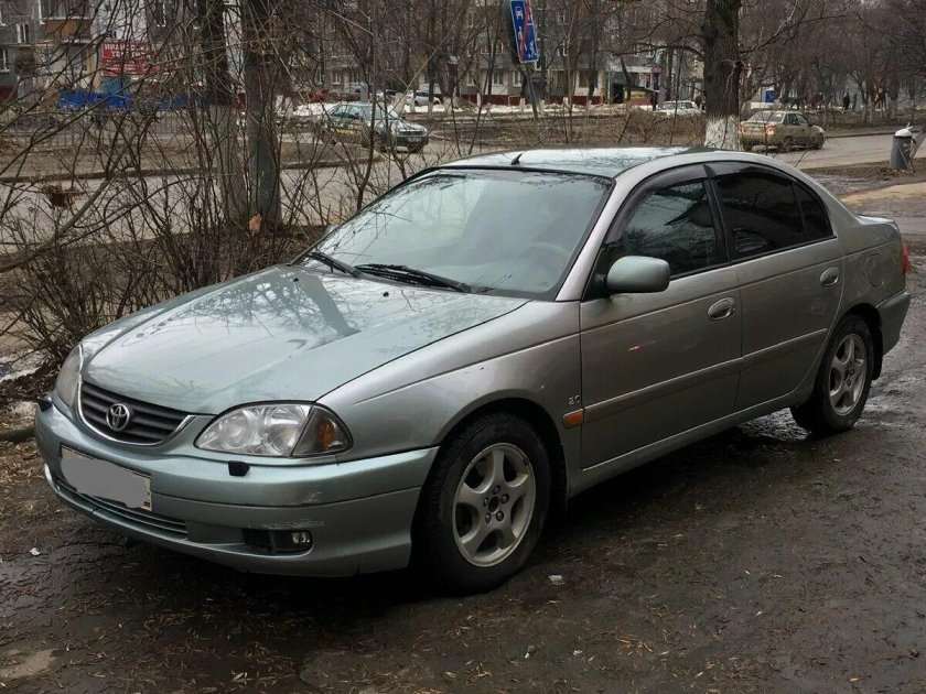 Toyota Avensis 2001