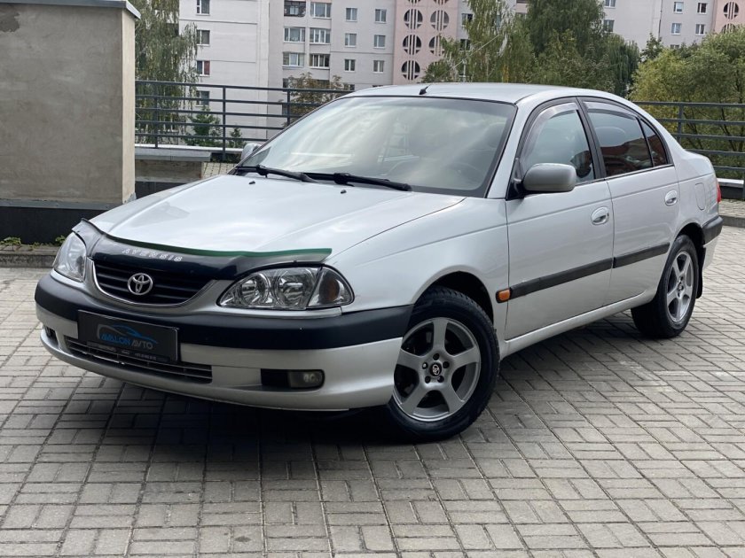 Toyota Avensis 2001