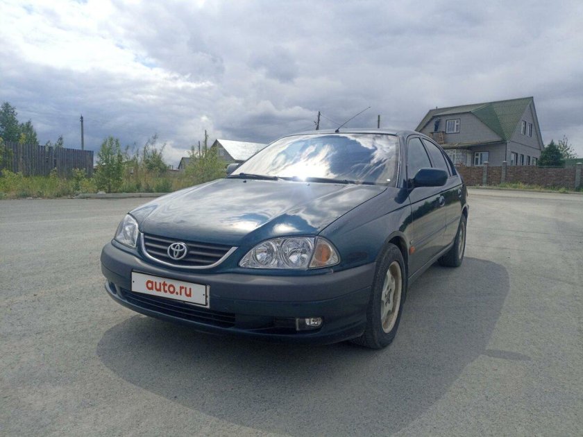 Тойота Авенсис 2001 1.8 механика