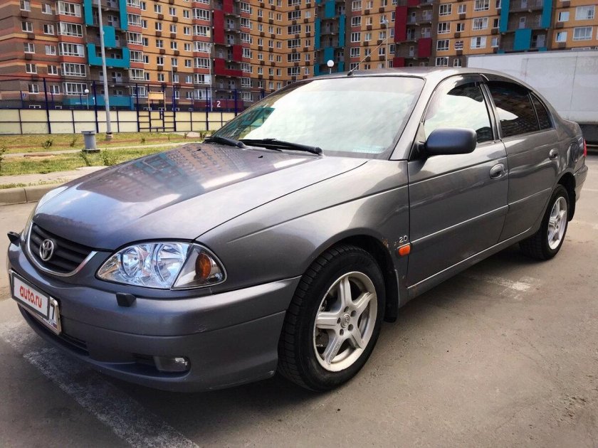 Toyota Avensis 2001