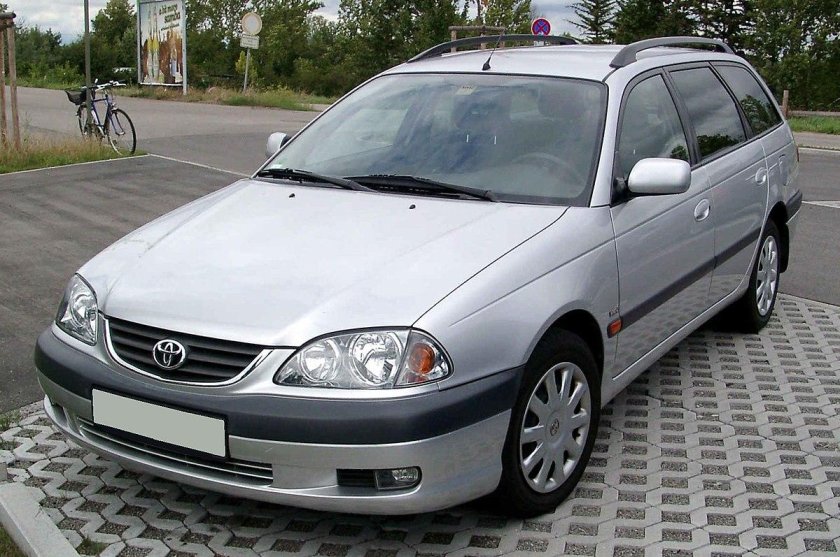 Toyota Avensis t22