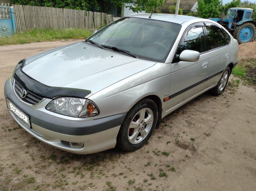Toyota Avensis 2001