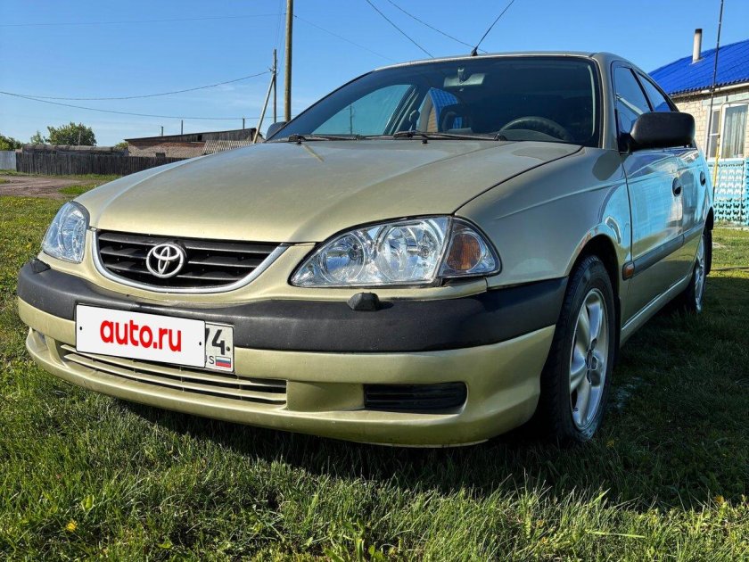 Тойота авенсис 2000 года