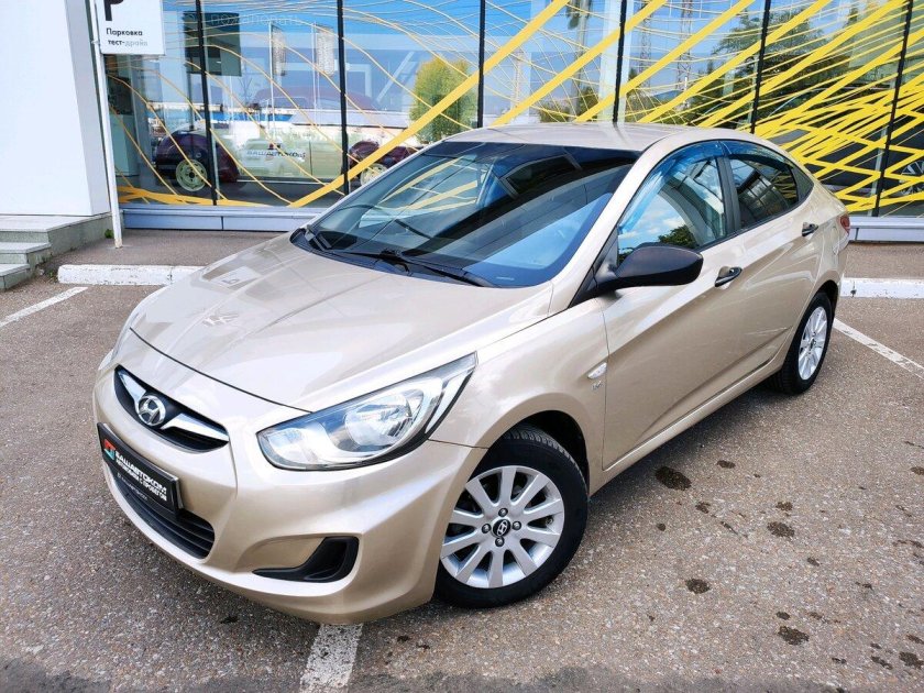 Hyundai i25