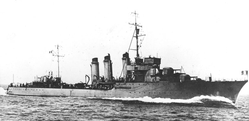 French destroyer siroco