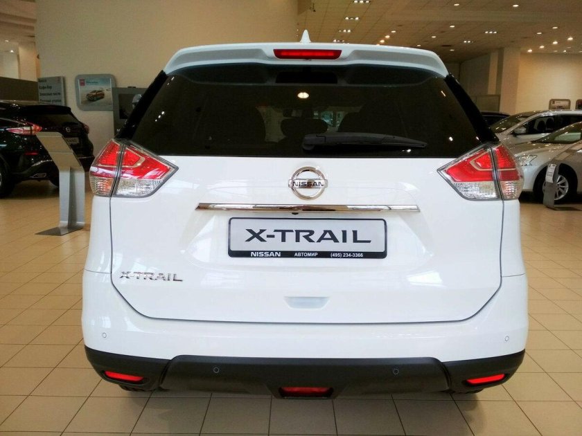 Nissan x-Trail t32 белый