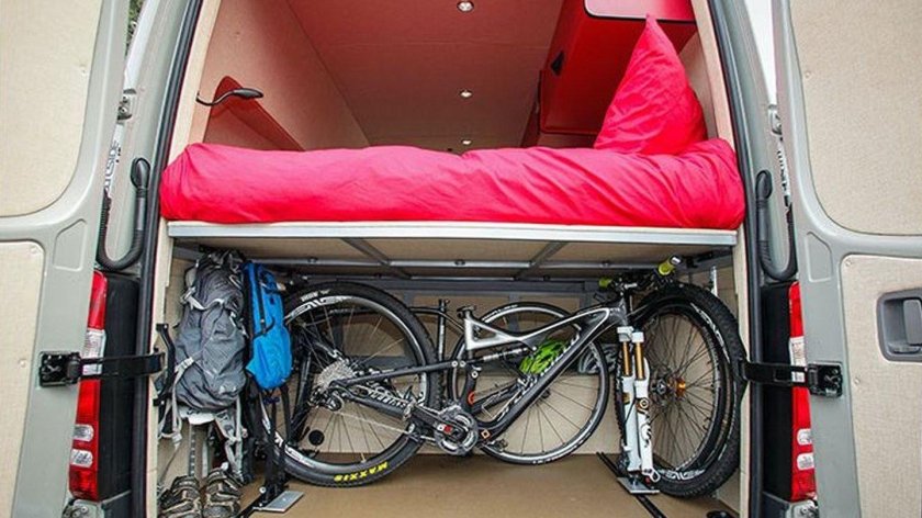 Прицеп для перевозки велосипедов