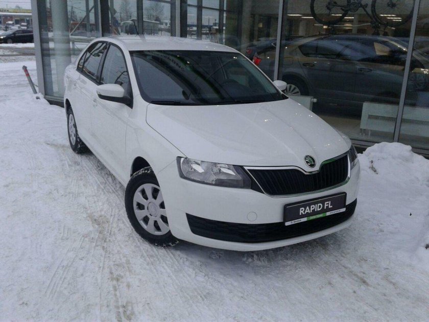 Skoda Rapid 1.6 at xw8ac2nhxhk112444