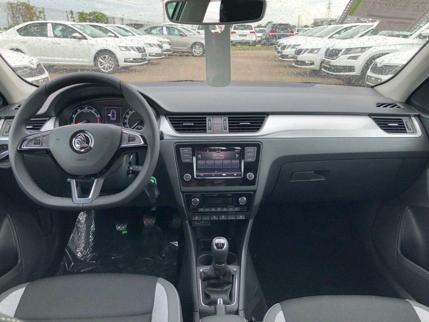 Шкода Рапид Актив 2022