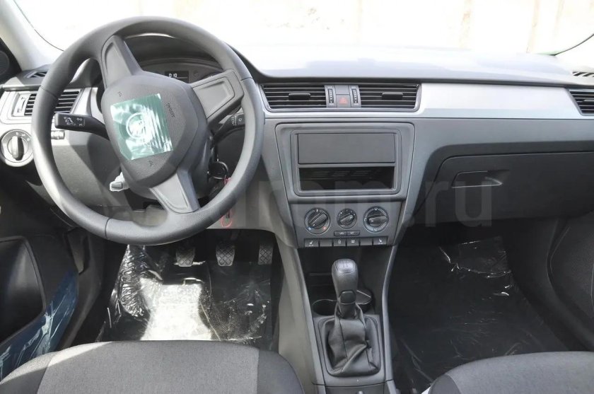 Skoda Rapid комплектация Active