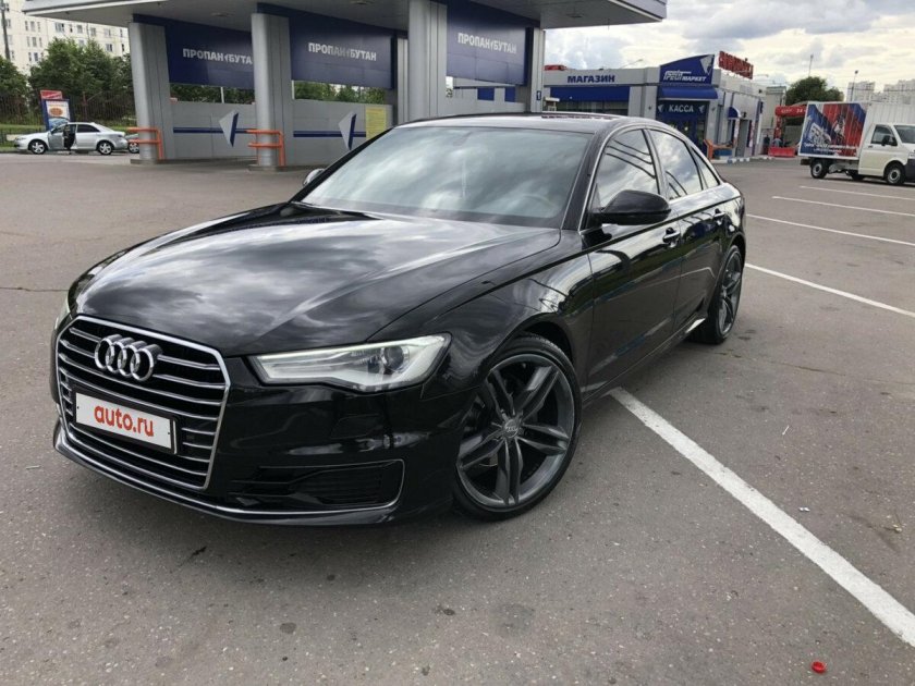 Черная Ауди а6 2015