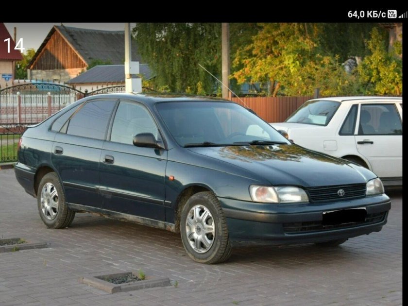 Toyota Carina e 1995