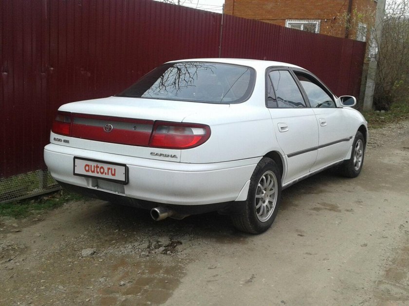 Toyota Carina 1995