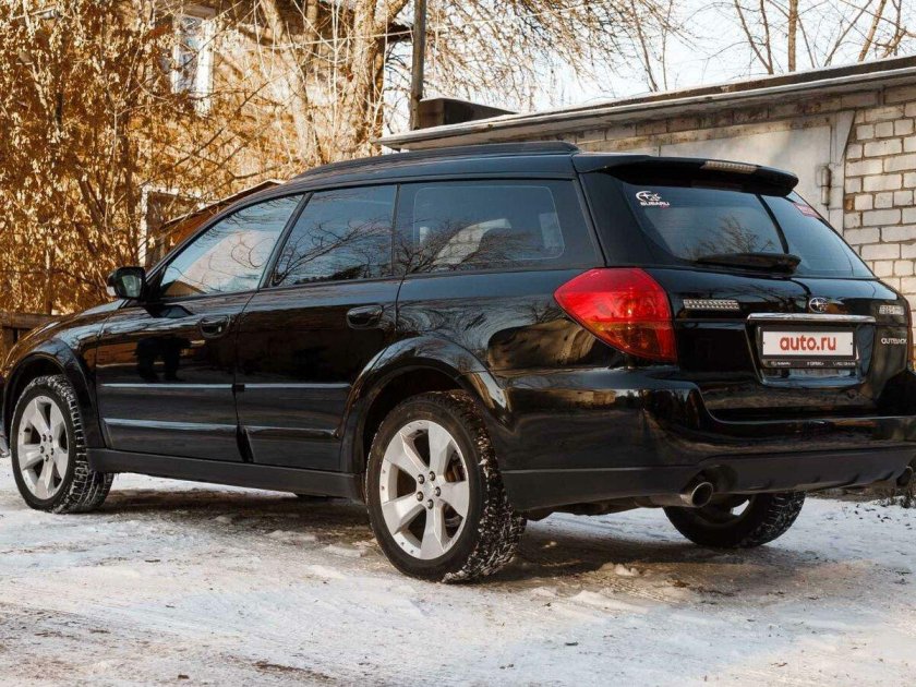 Subaru Outback 2004 Black