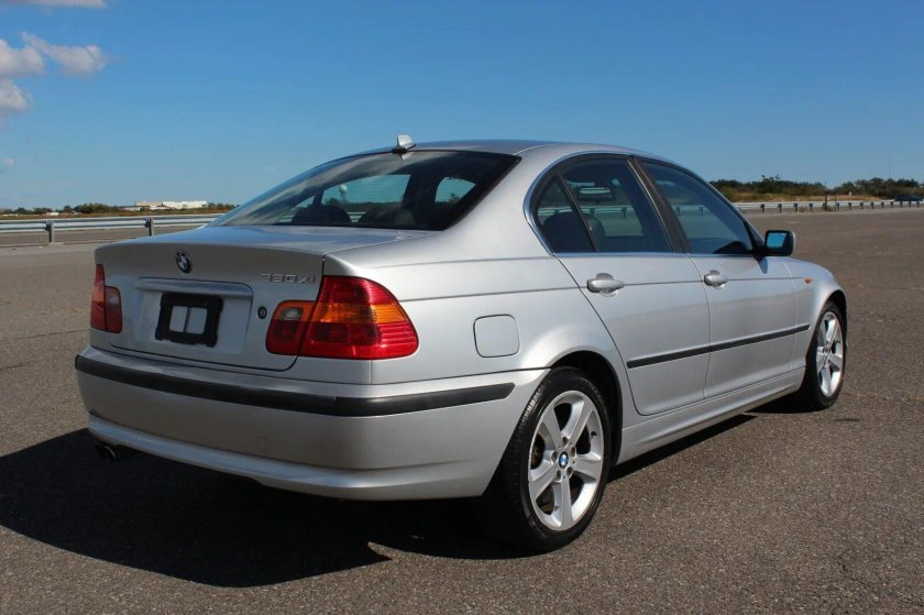 BMW 3 2004