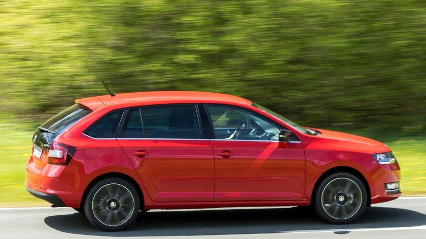 Шкода Рапид хэтчбек 2017