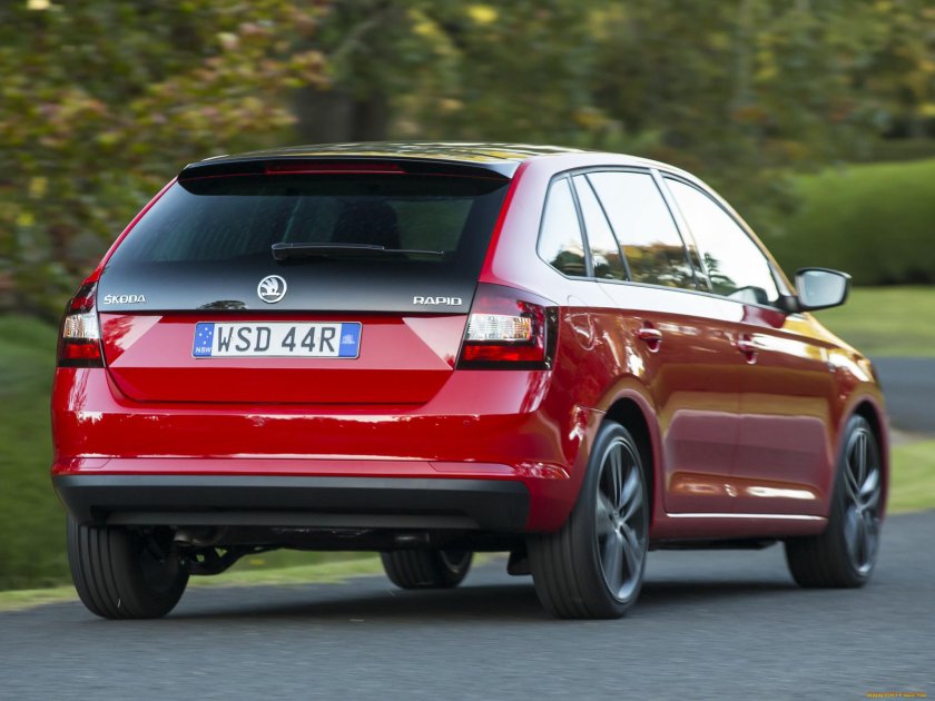 Skoda Rapid Spaceback 2014