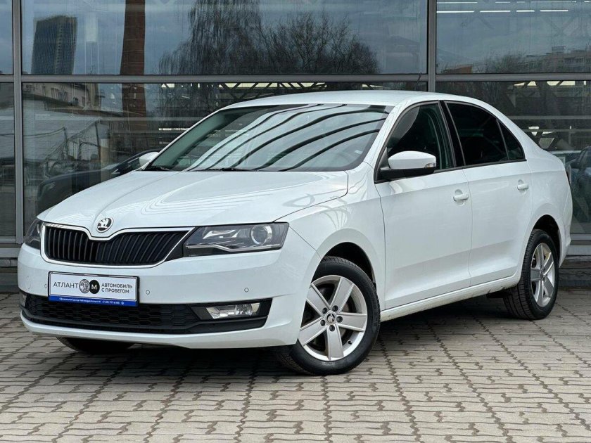 Шкода рапид 2019 года