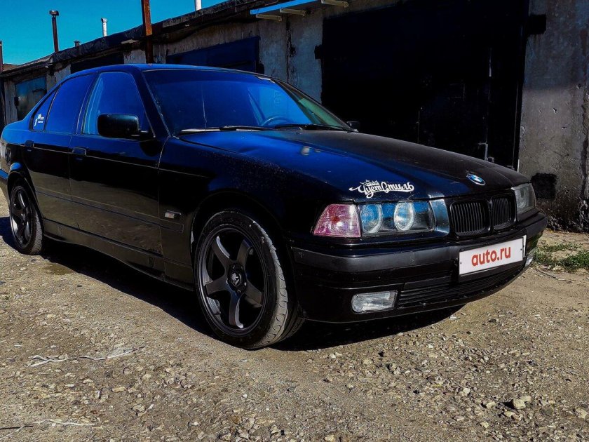 Nissan Gloria 1996