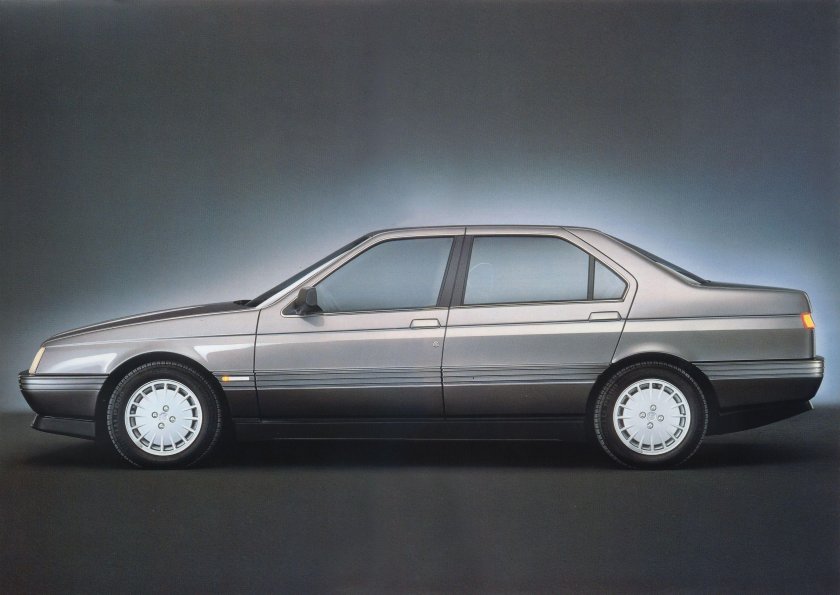 Alfa Romeo 164