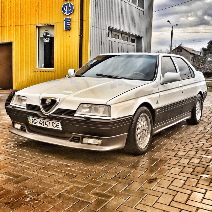 Alfa Romeo 164